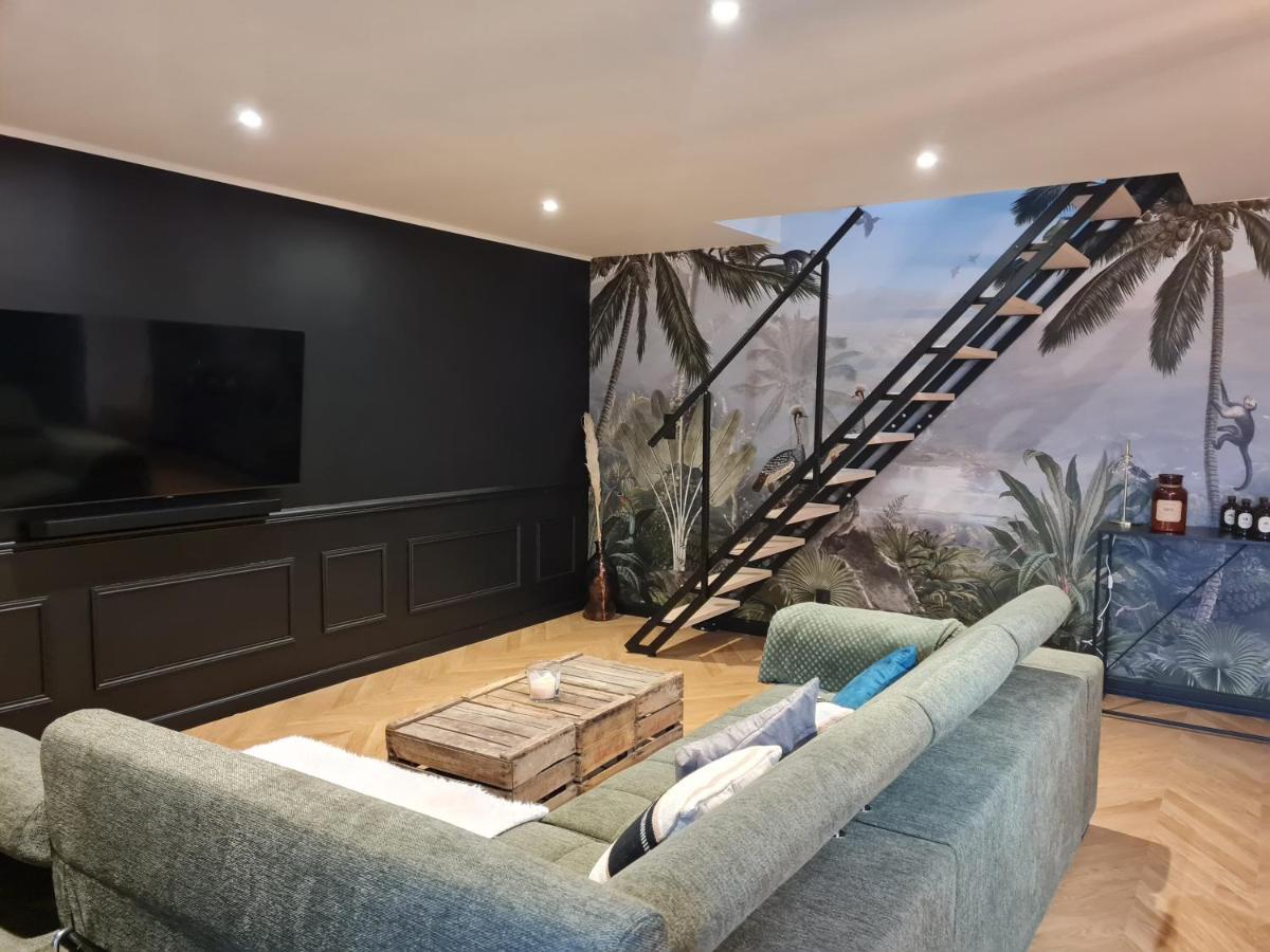 Maison Eliste - Love Gite Chic Avec Jacuzzi Interieur Ла-Гасийи Экстерьер фото
