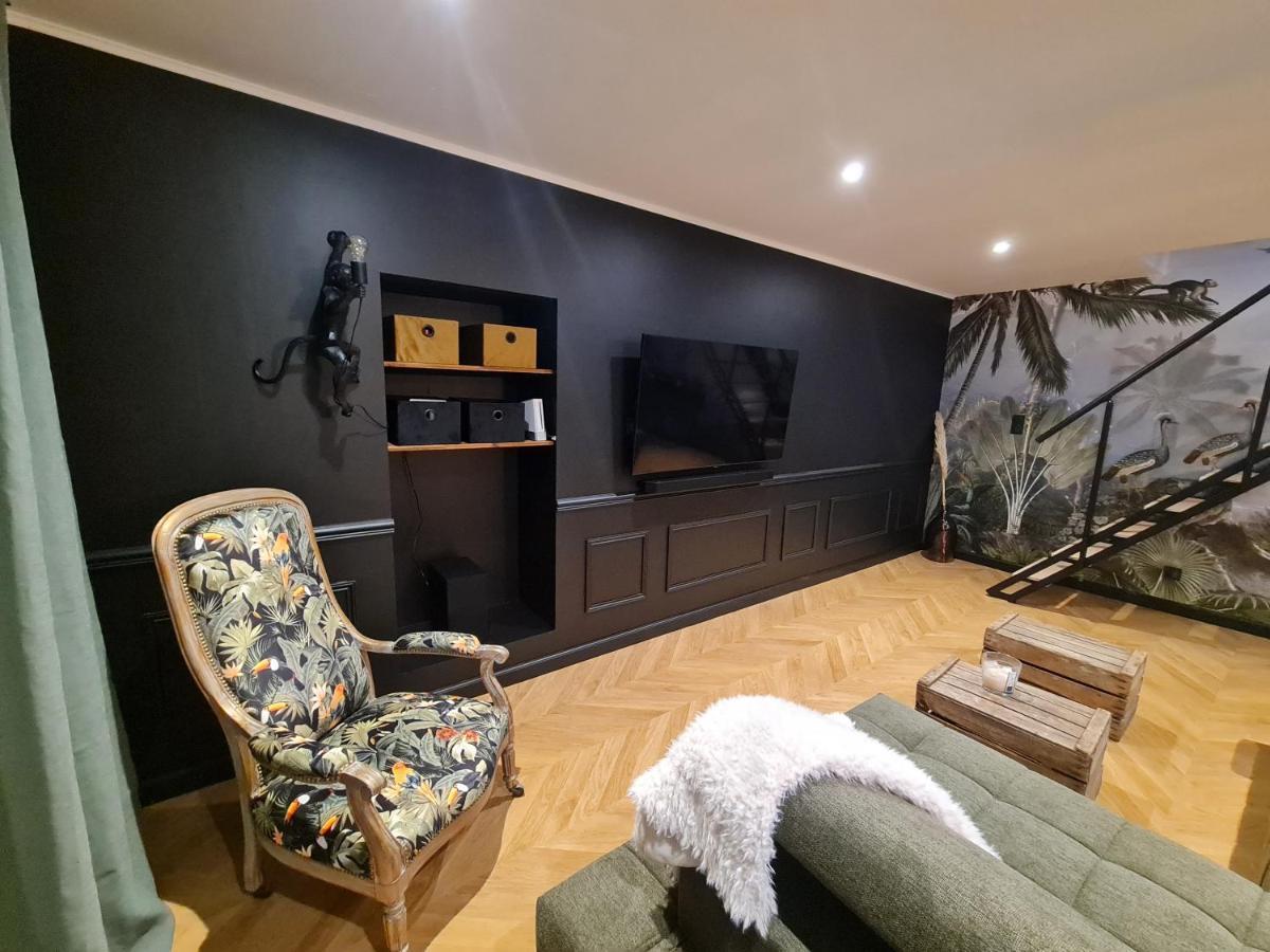 Maison Eliste - Love Gite Chic Avec Jacuzzi Interieur Ла-Гасийи Экстерьер фото